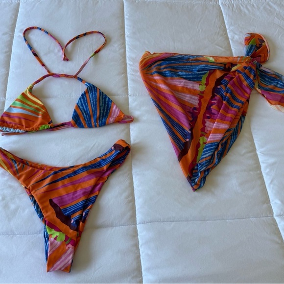 Other - New Vibrant Abstract Multicolor Triangle Bikini Set Padded Bra
